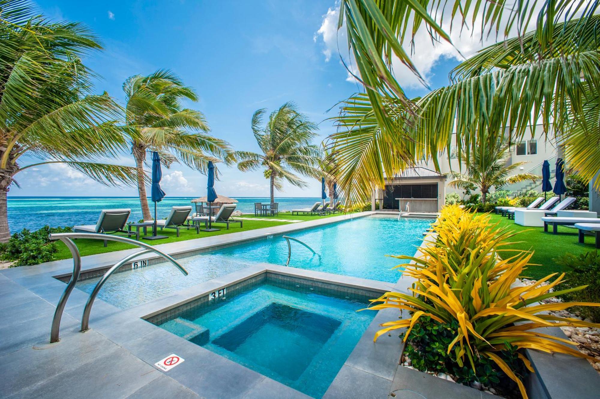 Black Urchin Boutique Resort Bodden Town Buitenkant foto